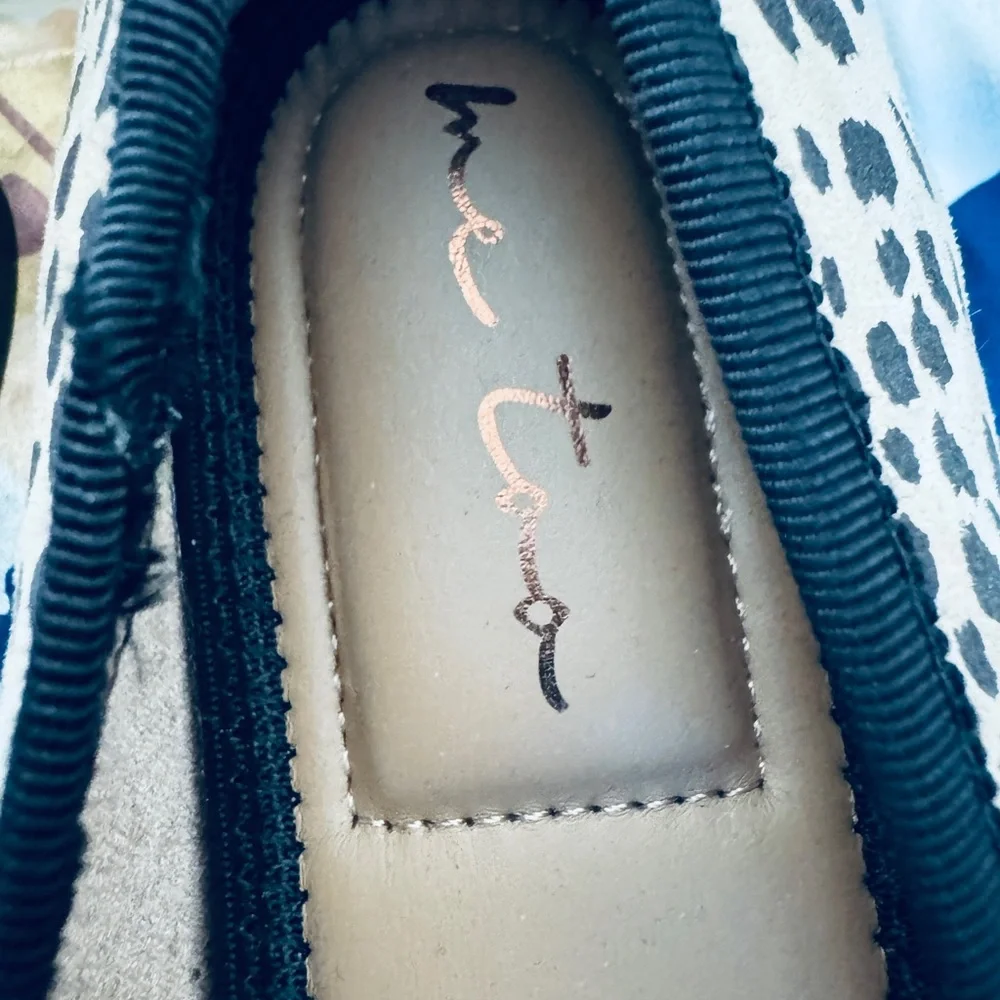 Me Too Cheetah Animal Print Pointed Toe Ballet Flat Shoes 8.5 New - Picture 11 of 12